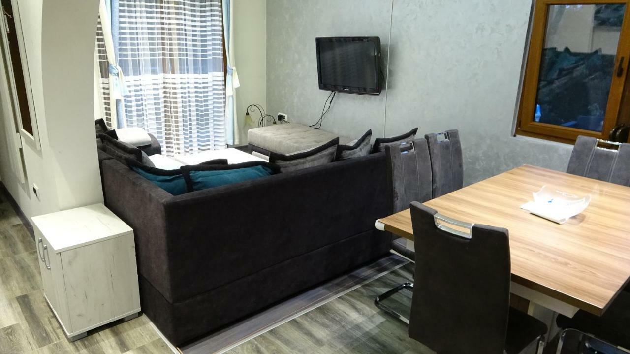 Apartment Kraljica Jelena Вирпазар Екстериор снимка